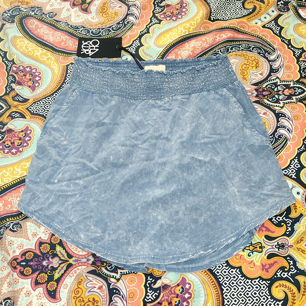 Chaser smocked mini skirt hi-lo fit lightweight chambray vintage wash Size Small